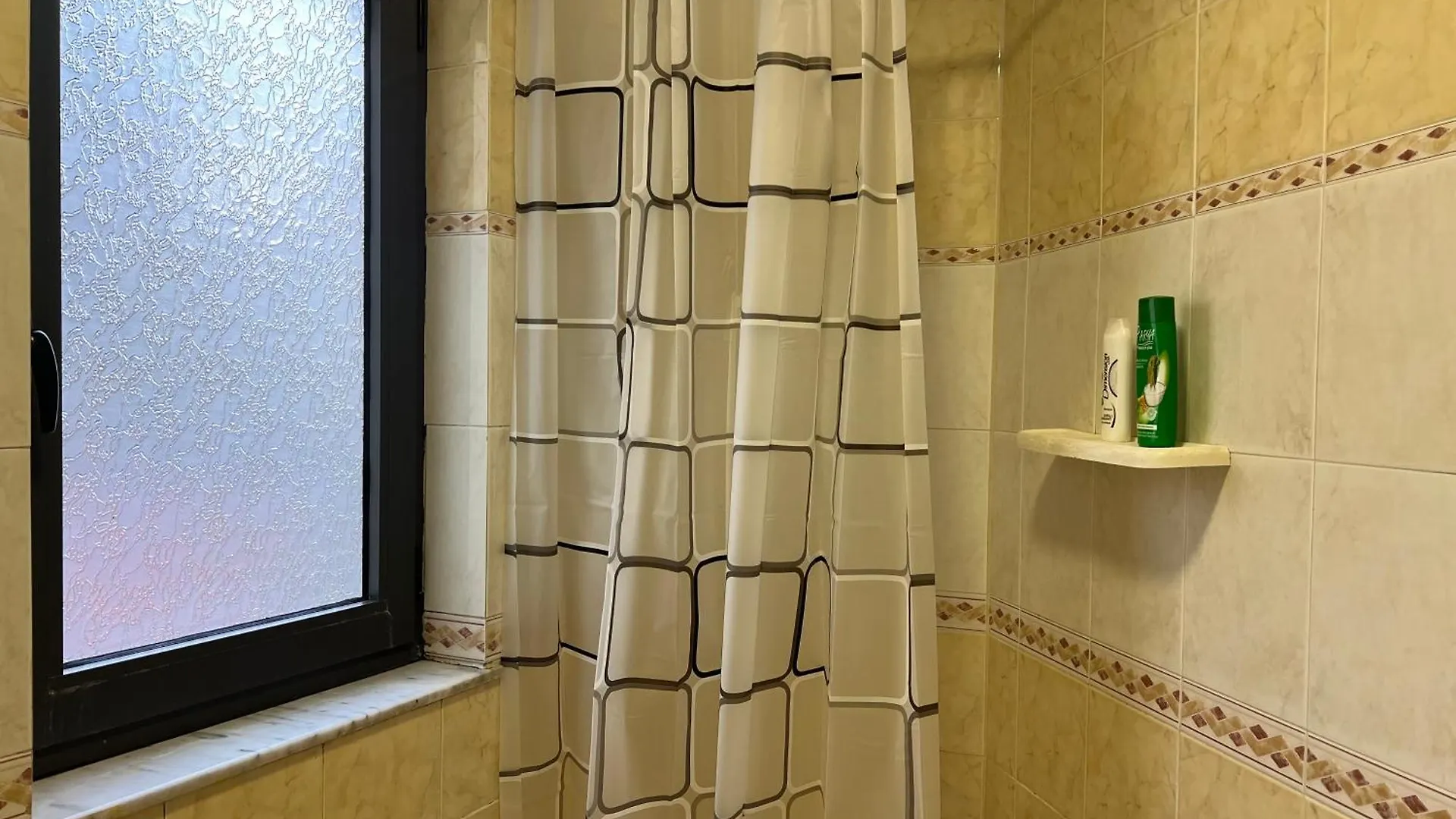 Cozy City Center Apartment Tirana